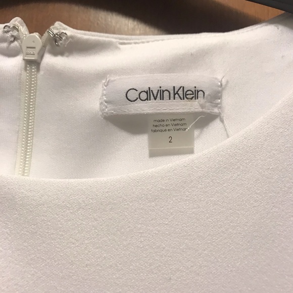 White Calvin Klein knee-length dress. - Picture 6 of 7